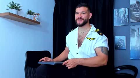 Snapshot of andrewdiaz_ chatting on October 23, 2025, 5:51 am Andrew Diaz online show from October 23, 2025, 5:51 am