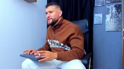 Snapshot of andrewdiaz_ chatting on November 15, 2025, 7:38 am Andrew Diaz online show from November 15, 2025, 7:38 am