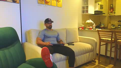 Andrew online show from January 8, 2025, 12:28 am