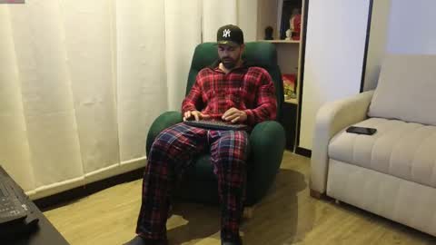 Andrew online show from February 15, 2025, 2:37 am