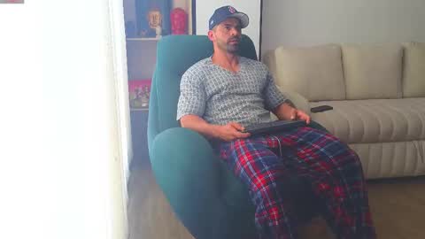 Andrew online show from March 1, 2025, 1:40 pm