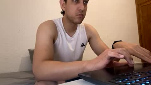 Snapshot of andrewgva chatting on July 14, 2026, 11:05 am andrewgva online show from July 14, 2026, 11:05 am