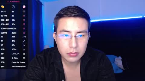 andrewmhilton_ online show from January 31, 2025, 2:48 am