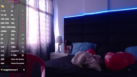 andrewmhilton_ online show from February 18, 2025, 6:37 pm