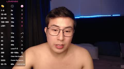 andrewmhilton_ online show from November 13, 2025, 3:05 am