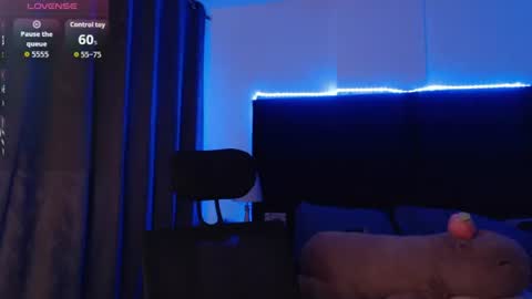 Snapshot of andrewmhilton_ chatting on July 22, 2026, 4:15 am andrewmhilton_ online show from July 22, 2026, 4:15 am