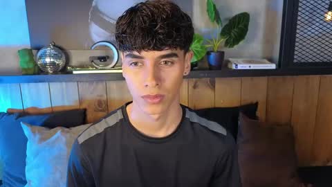 AndreWortix online show from April 19, 2026, 4:45 am