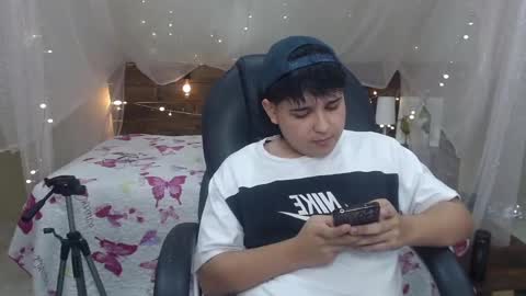 ANDREW online show from December 22, 2024, 3:44 pm