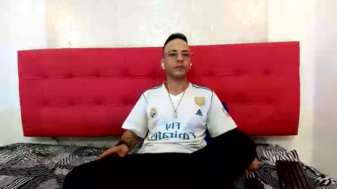   online show from November 11, 2025, 3:50 am