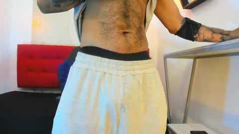   online show from December 2, 2025, 8:04 pm