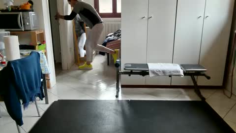 Snapshot of androx77 chatting on March 1, 2025, 9:18 am androx77 online show from March 1, 2025, 9:18 am