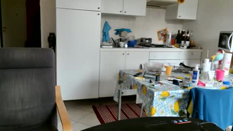 Snapshot of androx77 chatting on March 8, 2026, 10:30 am androx77 online show from March 8, 2026, 10:30 am