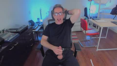 Andrew online show from September 15, 2025, 8:09 pm