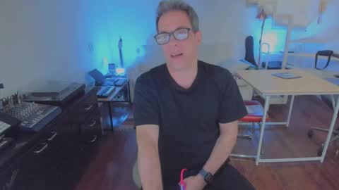 Andrew online show from September 29, 2025, 8:24 pm