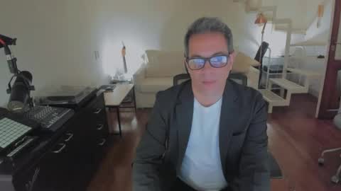 Andrew online show from June 6, 2026, 8:13 pm