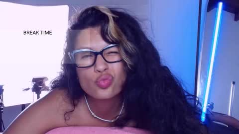 Snapshot of andy__nova chatting on February 28, 2026, 7:20 am andy online show from February 28, 2026, 7:20 am