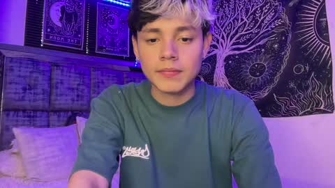 Andy online show from December 3, 2024, 6:28 pm