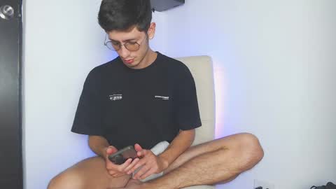 andy_collins__ online show from October 16, 2025, 3:29 am