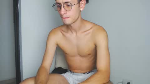 andy_collins__ online show from November 11, 2025, 3:28 am