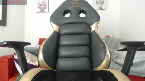 andy_eagleton_20 online show from April 19, 2026, 3:44 pm