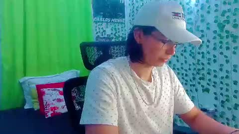 Snapshot of andy_gray01 chatting on July 9, 2026, 11:58 am Andy Gray online show from July 9, 2026, 11:58 am