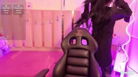 Andy tay online show from October 15, 2025, 4:56 am