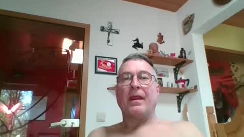 andybayern online show from April 25, 2026, 7:33 am