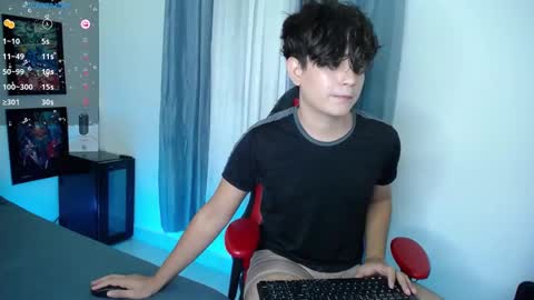 andy online show from December 29, 2024, 2:38 am