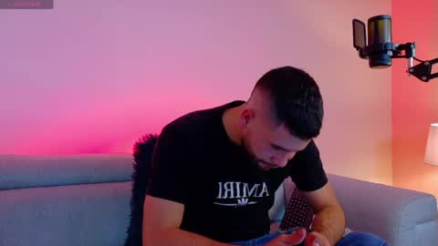 Andy online show from April 2, 2026, 7:55 pm