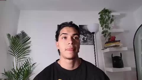 Snapshot of andypalmerr chatting on June 14, 2026, 10:34 pm andypalmerr online show from June 14, 2026, 10:34 pm