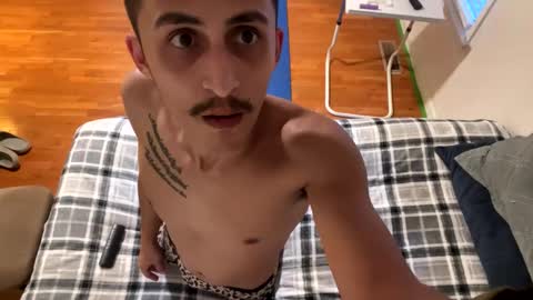 Snapshot of andyshowsforu chatting on January 14, 2026, 12:44 pm andyshowsforu online show from January 14, 2026, 12:44 pm