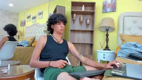 andyxibrat online show from October 20, 2025, 11:27 pm