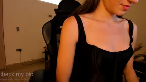      online show from February 17, 2025, 8:26 pm