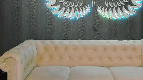 Anne online show from January 24, 2025, 10:41 pm