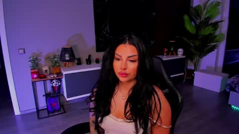 Anne online show from April 21, 2026, 5:28 pm