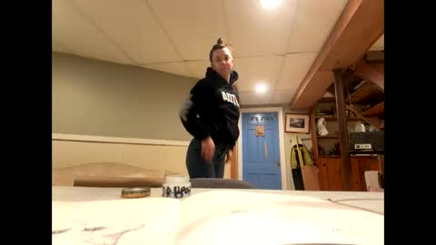 aneoakley online show from November 2, 2025, 4:48 am