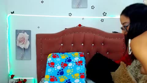 Snapshot of ange_drty chatting on January 18, 2025, 12:46 am ange_drty online show from January 18, 2025, 12:46 am