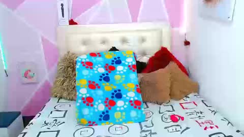 Snapshot of ange_drty chatting on October 15, 2025, 7:08 am ange_drty online show from October 15, 2025, 7:08 am