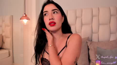 Angel  online show from December 12, 2024, 4:37 am