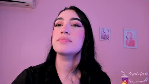 Snapshot of angeel_fox chatting on May 7, 2026, 3:23 am Angel online show from May 7, 2026, 3:23 am