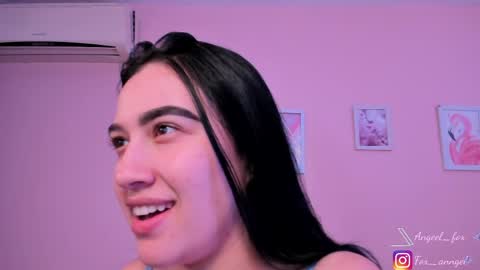 Snapshot of angeel_fox chatting on May 9, 2026, 1:55 am Angel online show from May 9, 2026, 1:55 am