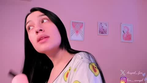 Snapshot of angeel_fox chatting on May 16, 2026, 6:39 pm Angel online show from May 16, 2026, 6:39 pm
