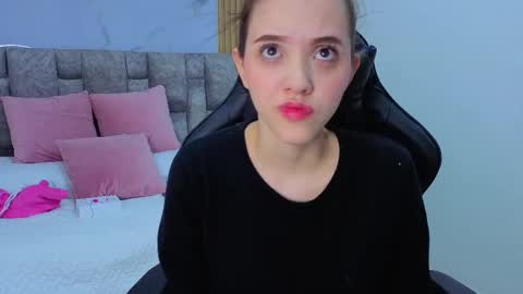 angel__kiss online show from November 21, 2025, 11:53 am