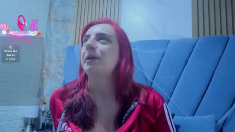 angel__red_ online show from November 2, 2025, 3:42 am