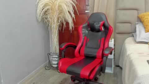 Angel online show from September 25, 2025, 5:11 am