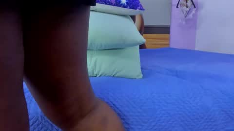  Angel  online show from October 26, 2025, 4:07 am