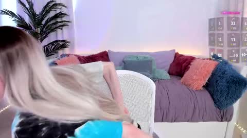 Claire - be back soon online show from February 27, 2025, 6:09 pm