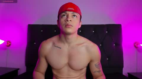 Angel Cuervo online show from September 19, 2025, 12:39 pm