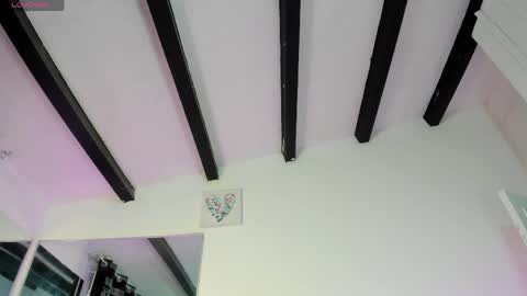 Snapshot of angel_cuervo chatting on May 21, 2026, 12:01 pm Angel Cuervo online show from May 21, 2026, 12:01 pm