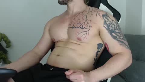 Angel Curl online show from January 18, 2026, 9:40 pm